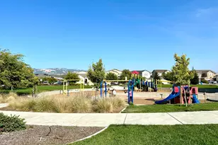 7461 Walker Wy, Rohnert Park, CA 94928 - Photo 14