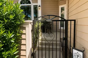 307 Bluebell Ct, Vacaville, CA 95687 - Photo 2
