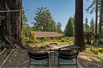 21995 Ansel Court, Jenner, CA 95450 - Photo 14