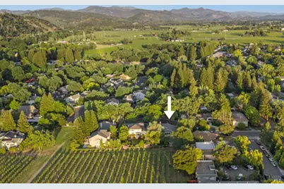 708 Hunt Avenue, Saint Helena, CA 94574 - Photo 2