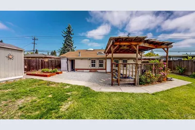 879 Yulupa Avenue, Santa Rosa, CA 95405 - Photo 48