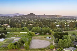 14631 Kinley Dr, Healdsburg, CA 95448 - Photo 2