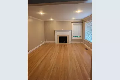 2008 Sonoma Avenue, Santa Rosa, CA 95405 - Photo 2