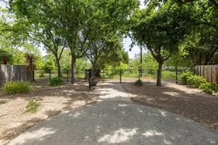 1281 Trombetta St, Santa Rosa, CA 95407 - Photo 40