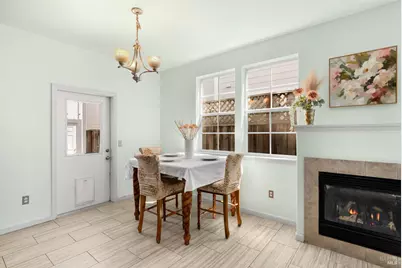 2556 N Village Drive, Santa Rosa, CA 95403 - Photo 8
