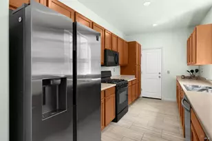 2556 N Village Dr, Santa Rosa, CA 95403 - Photo 10