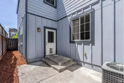 2556 N Village Drive, Santa Rosa, CA 95403 - Photo 24