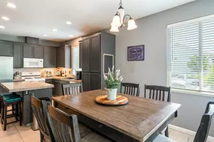 8603 Windsor Park Cir, Windsor, CA 95492 - Photo 12