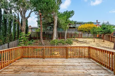 1365 W L Street, Benicia, CA 94510 - Photo 30