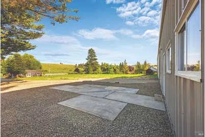 6370 Bloomfield Road, Petaluma, CA 94952 - Photo 22