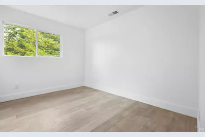 6370 Bloomfield Road, Petaluma, CA 94952 - Photo 12