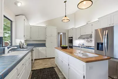 6123 Tamara Lane, Windsor, CA 95492 - Photo 16