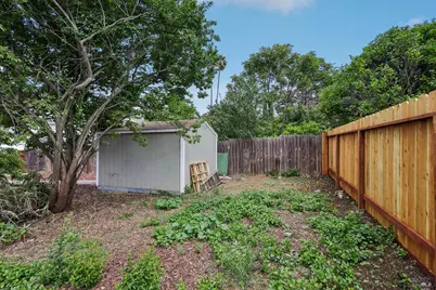 91 Buena Vista, Benicia, CA 94510 - Photo 28