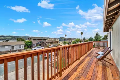 921 W K Street, Benicia, CA 94510 - Photo 20