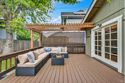 921 W K Street, Benicia, CA 94510 - Photo 44