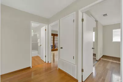 921 W K Street, Benicia, CA 94510 - Photo 30