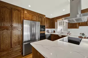 921 W K St, Benicia, CA 94510 - Photo 16