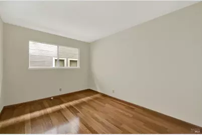 921 W K Street, Benicia, CA 94510 - Photo 34