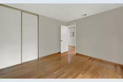 921 W K Street, Benicia, CA 94510 - Photo 32
