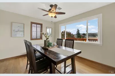 921 W K Street, Benicia, CA 94510 - Photo 10
