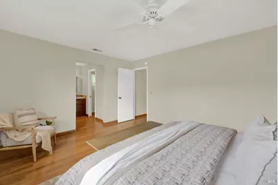 921 W K Street, Benicia, CA 94510 - Photo 24