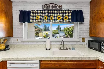 1172 Cayetano Drive, Napa, CA 94559 - Photo 20