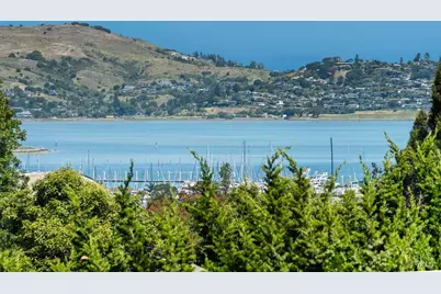 86 Marin Avenue, Sausalito, CA 94965 - Photo 2