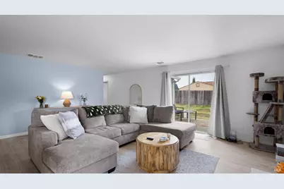 500 Thomas Circle, Suisun City, CA 94585 - Photo 8