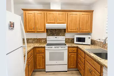 900 Southampton Road #48, Benicia, CA 94510 - Photo 2