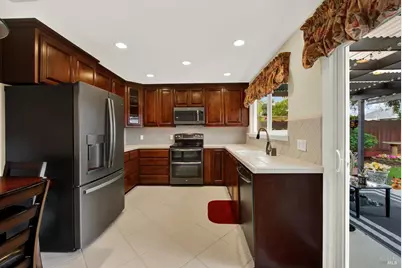 106 Revere Court, Vacaville, CA 95687 - Photo 18
