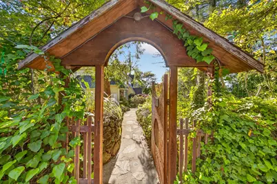 80 Baywood Avenue, Ross, CA 94957 - Photo 2