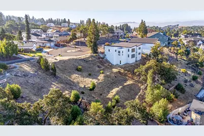 3731 Deauville Place, Santa Rosa, CA 95403 - Photo 10
