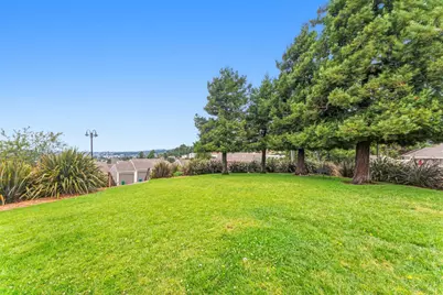 61 Anair Way, Oakland, CA 94605 - Photo 28