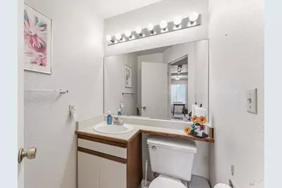61 Anair Way, Oakland, CA 94605 - Photo 14