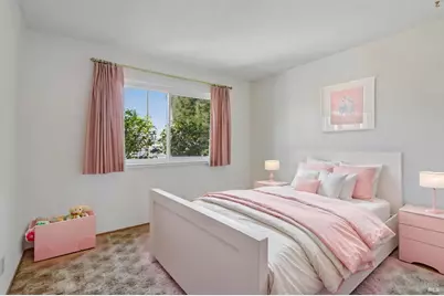 331 E Pacific Avenue, Fairfield, CA 94533 - Photo 10