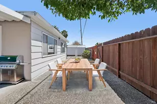 331 E Pacific Ave, Fairfield, CA 94533 - Photo 12