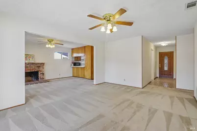 331 E Pacific Avenue, Fairfield, CA 94533 - Photo 14