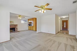331 E Pacific Ave, Fairfield, CA 94533 - Photo 14