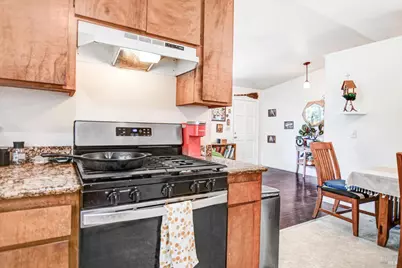 17326 Hillside Avenue, Sonoma, CA 95476 - Photo 34