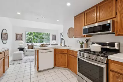 154 Ignacio Valley Circle, Novato, CA 94949 - Photo 12