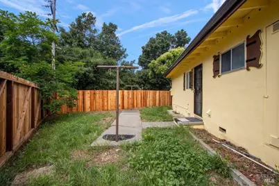 104 Wedgewood Court, Vallejo, CA 94591 - Photo 20