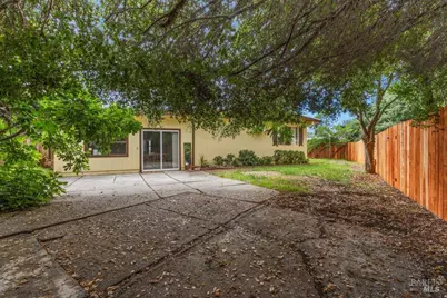 104 Wedgewood Court, Vallejo, CA 94591 - Photo 18