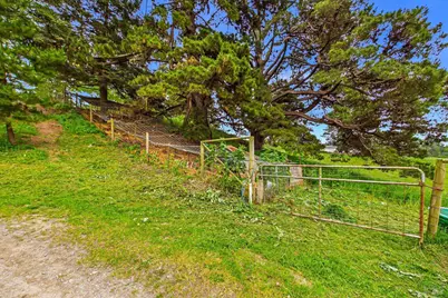6483 Rohnerville Road, Hydesville, CA 95547 - Photo 82