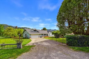 305 Belleview Ave, Rio Dell, CA 95562 - Photo 2