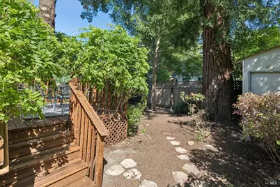 11 Alder Court, Fairfax, CA 94930 - Photo 28