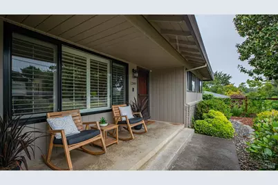 1249 Denlyn Street, Novato, CA 94947 - Photo 2