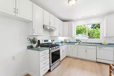417 F Street, Petaluma, CA 94952 - Photo 20