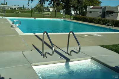 105 Bel Air Circle, Fairfield, CA 94533 - Photo 20