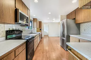 266 Mountain Vista Ln, Santa Rosa, CA 95409 - Photo 10