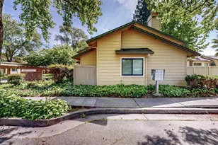 2403 Woodlake Dr, Santa Rosa, CA 95405 - Photo 48